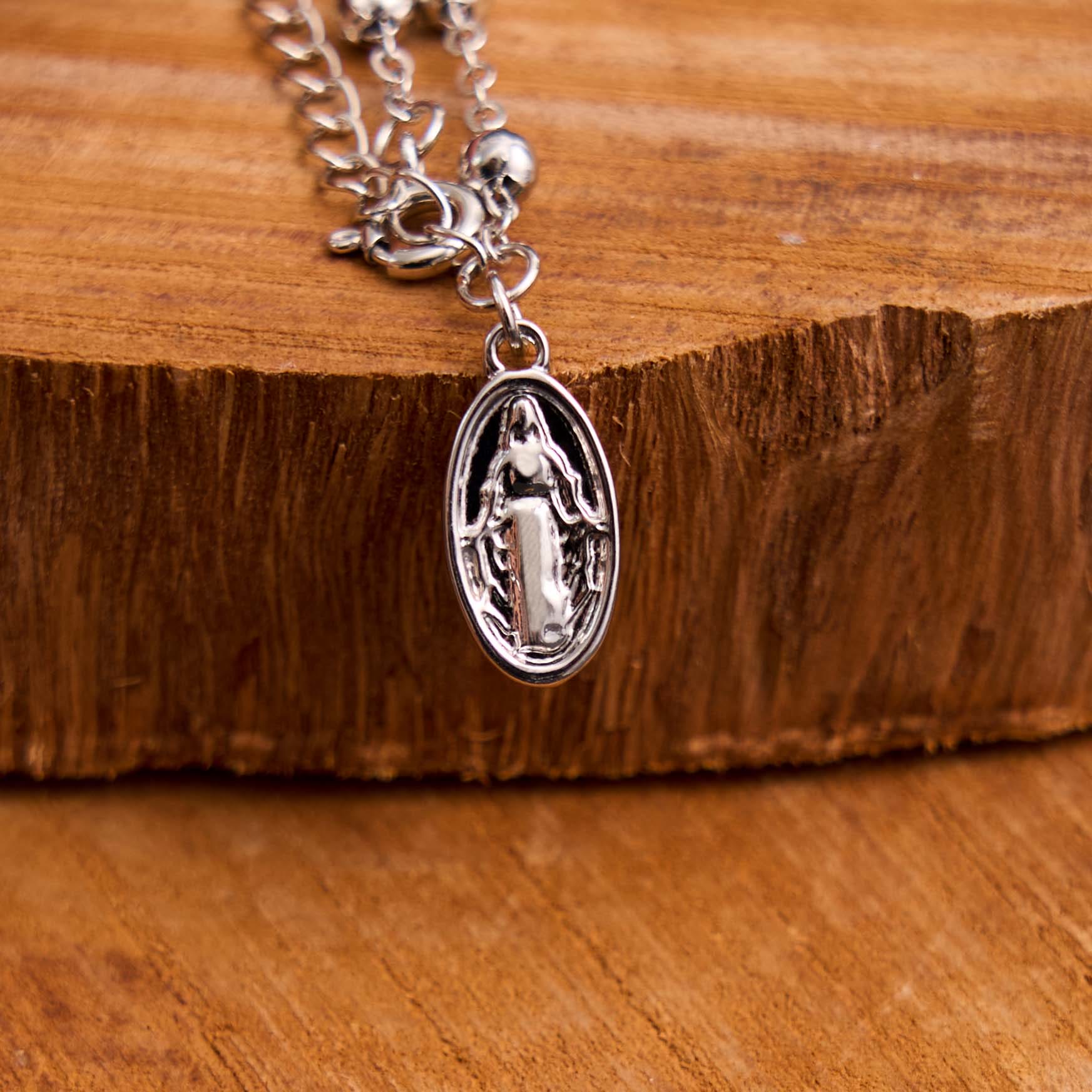 Medalla de la Virgen María y pulsera ajustable sencilla e informal con cruz