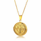 Collier pendentif Saint Benoît classique en titane