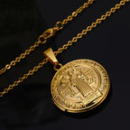 Collier pendentif Saint Benoît classique en titane