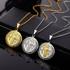 Collier pendentif Saint Benoît classique en titane