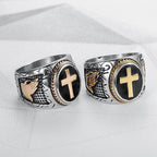 Bague religieuse rétro en titane "Main de Dieu"