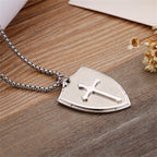 Collier pendentif bouclier croix en acier inoxydable avec la prière du Seigneur