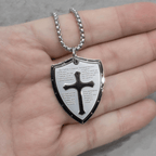 Collier pendentif bouclier croix en acier inoxydable avec la prière du Seigneur