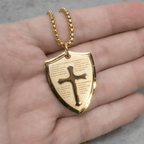 Collier pendentif bouclier croix en acier inoxydable avec la prière du Seigneur