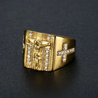 Anillo religioso de Jesús crucifijo con circonita
