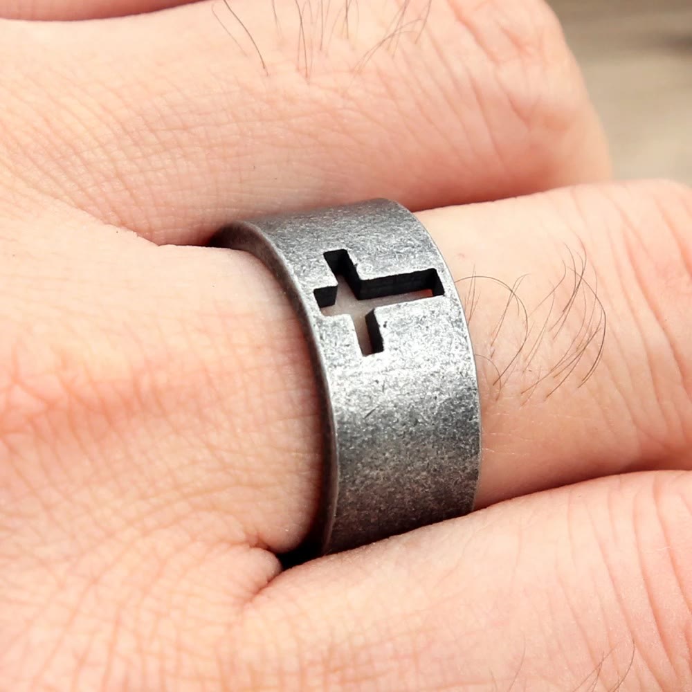 Bague croix punk antique en acier inoxydable