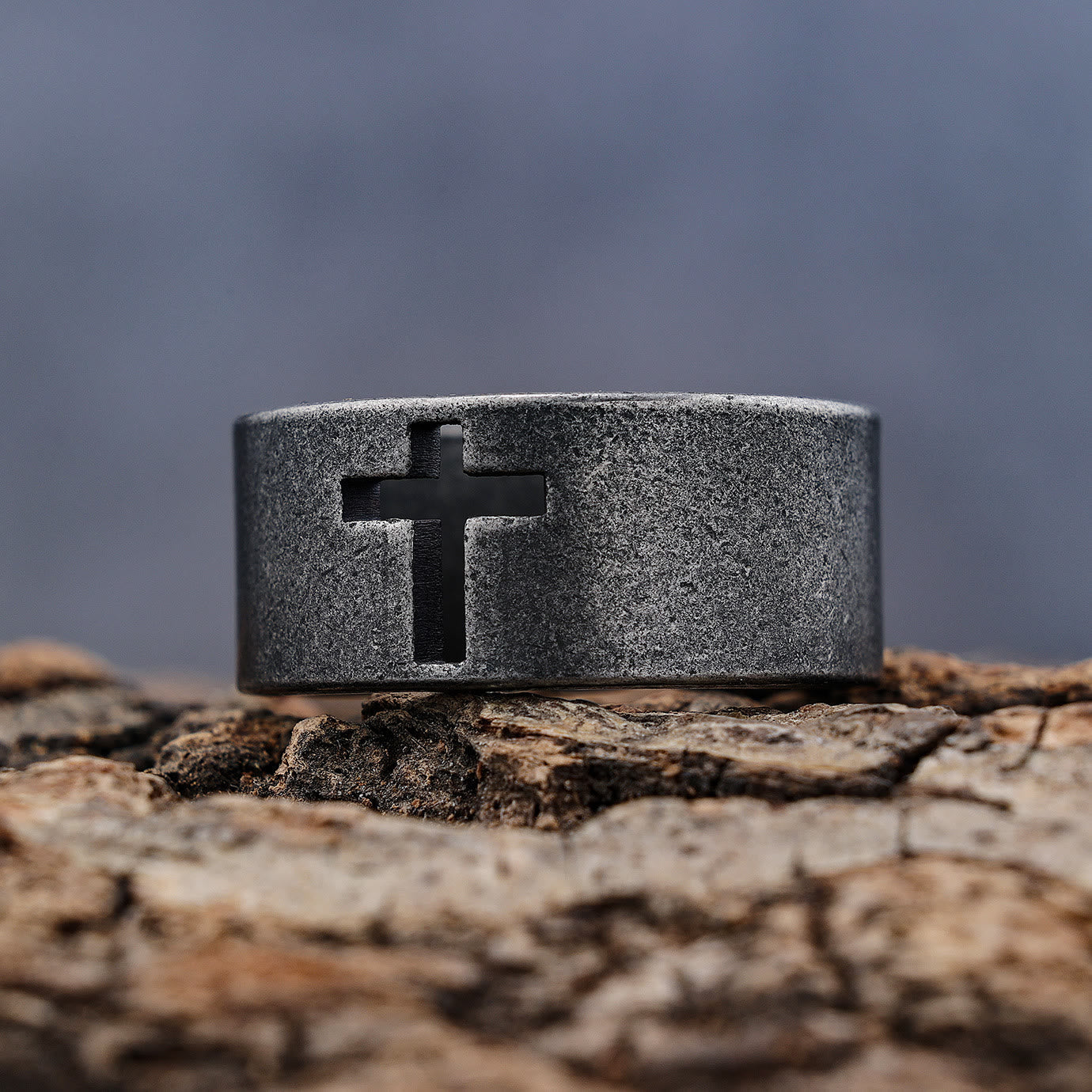 Bague croix punk antique en acier inoxydable