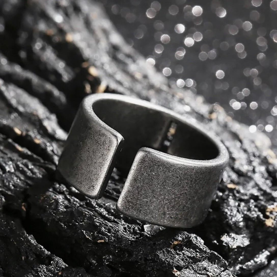 Bague croix punk antique en acier inoxydable