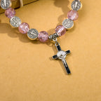 Bracelet perlé avec pendentif breloque en alliage croix de Jésus