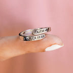 Fe-Sobre-Miedo: Anillo Bíblico Minimalista de Cristo