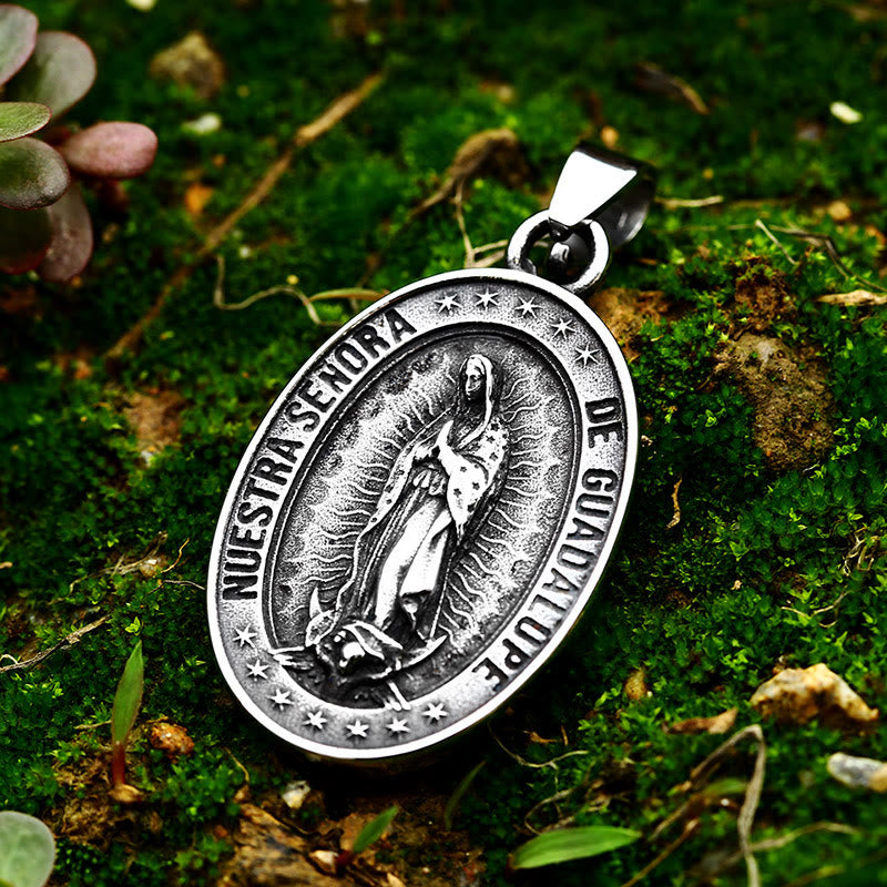 La Santa Patrona: Collar de Nuestra Señora de Guadalupe