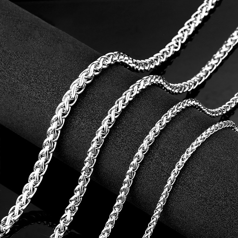 La Santa Patrona: Collar de Nuestra Señora de Guadalupe