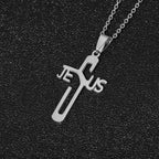Collier en acier inoxydable avec croix de Jésus-Christ