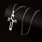 Collier en acier inoxydable avec croix de Jésus-Christ