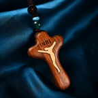 Collier avec pendentif croix en bois de rose incrusté de buis