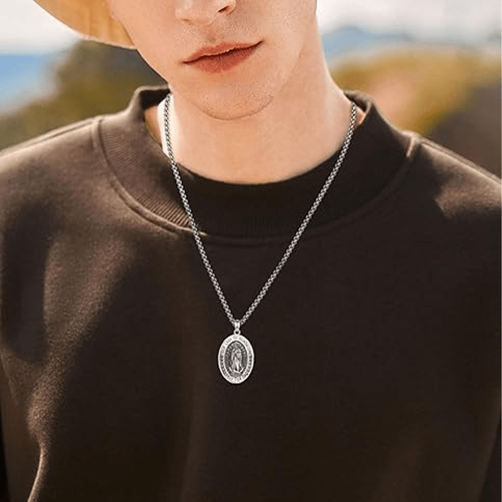 Collier pendentif religieux en acier inoxydable Vierge Marie