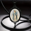 Collar de Nuestra Señora de Gracia con Borde Estilo Gótico Vintage