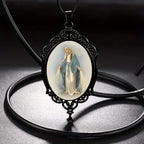 Collar de Nuestra Señora de Gracia con Borde Estilo Gótico Vintage