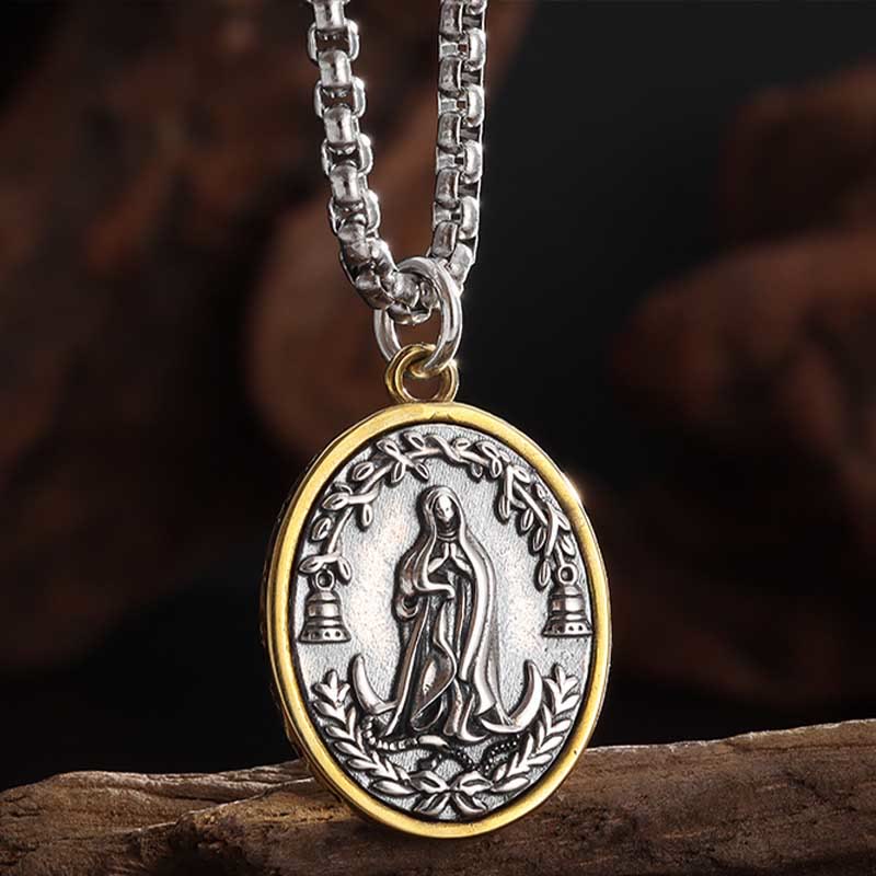 Collar de aleación de la Virgen de Guadalupe de estilo retro