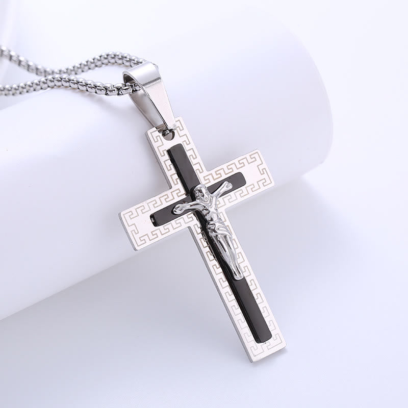 Collier en titane avec pendentif crucifix triple couche de style rétro