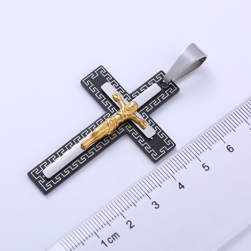 Collier en titane avec pendentif crucifix triple couche de style rétro