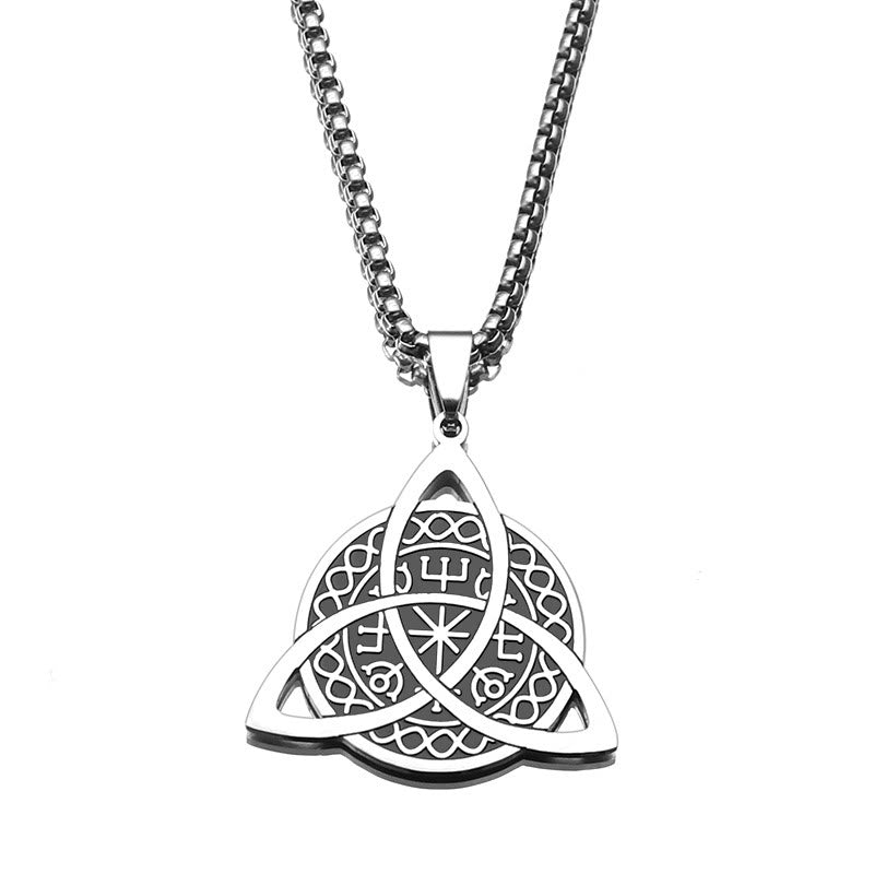 Collier pendentif triquetra en acier inoxydable de style minimaliste