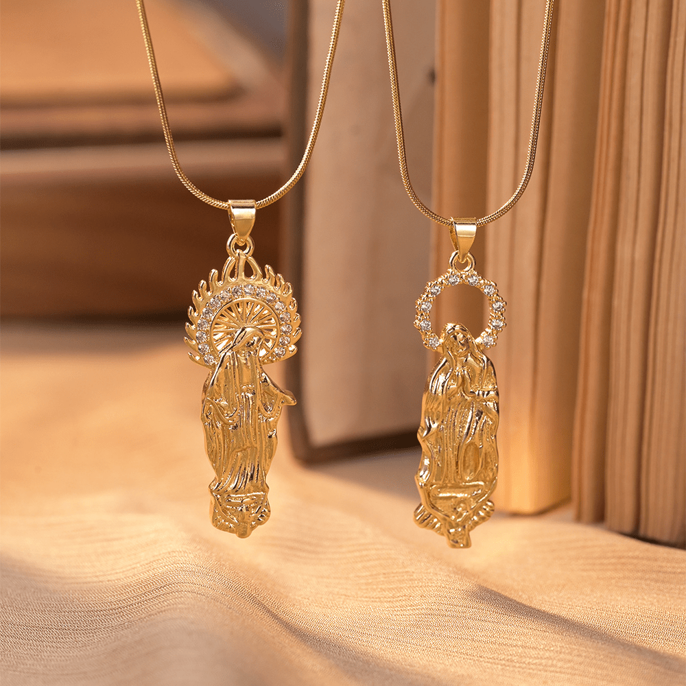 Collar con colgante de la Virgen de Guadalupe de lujo