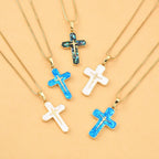 Collier pendentif Crucifixion style minimaliste cuivré