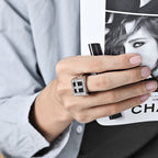 Bague carrée en acier au titane style rétro hip-hop