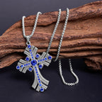 Collier pendentif croix en pierres précieuses bleues de style bohème rétro
