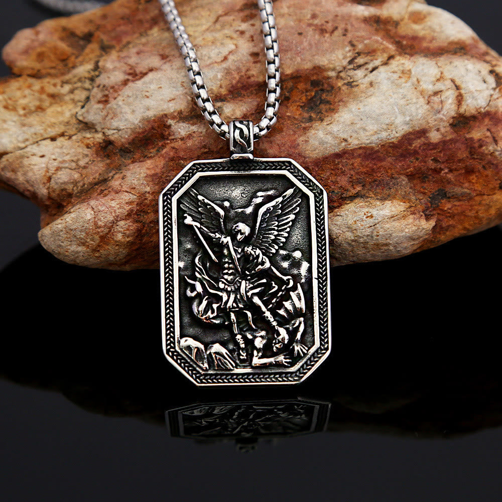 Collar de acero inoxidable con colgante de San Miguel Arcángel, estilo clásico, protección