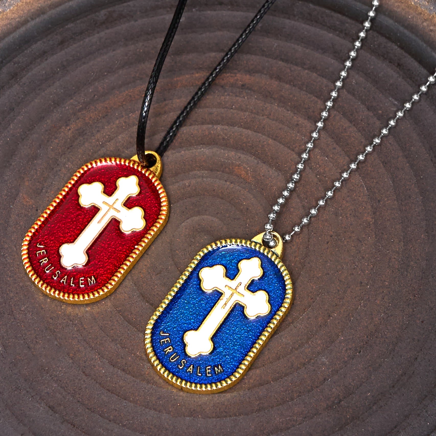 Collier pendentif bouclier de protection Croix de Jérusalem, style design moderne