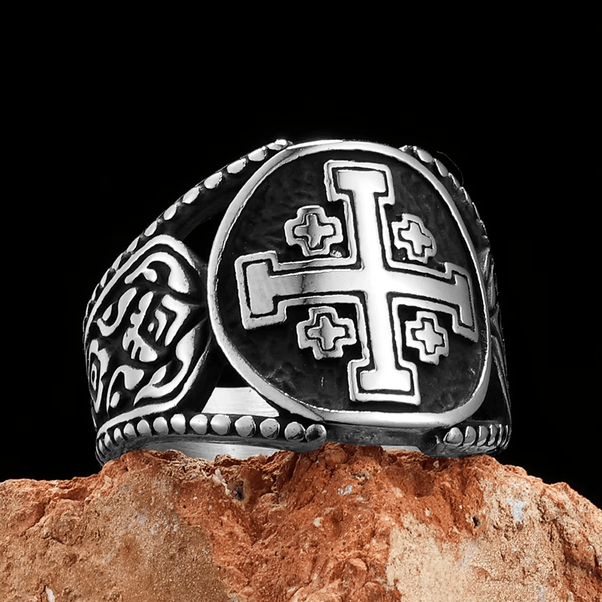 Bague en alliage avec symbole Croix de Jérusalem, style classique, fabrication ancienne