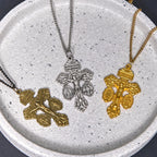 Collier pendentif double face gravé style classique 3 couleurs pardon crucifix