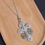 Collier pendentif double face gravé style classique 3 couleurs pardon crucifix