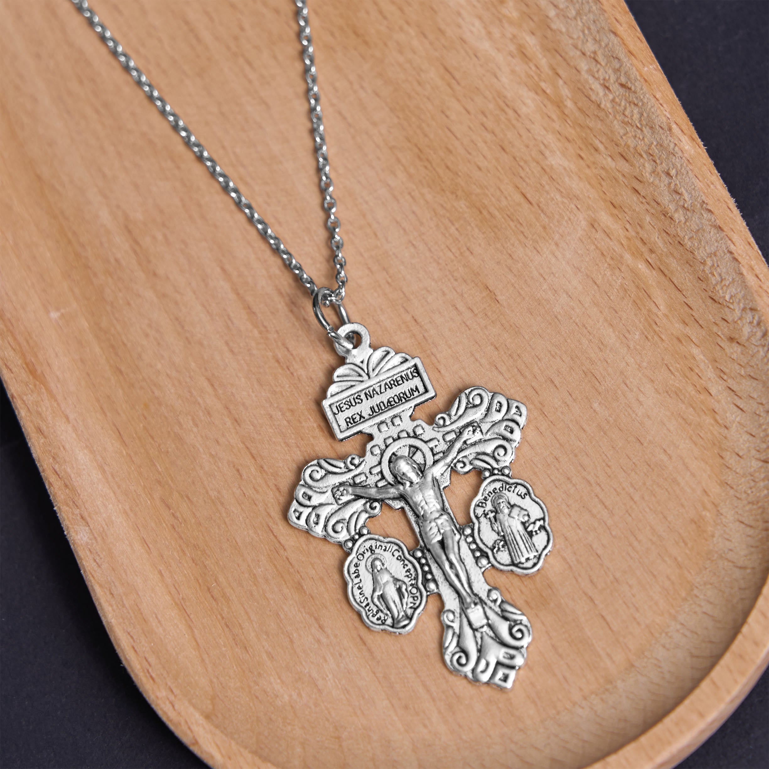 Collier pendentif double face gravé style classique 3 couleurs pardon crucifix