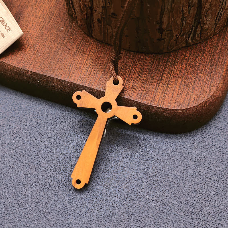 Collier pendentif dévotionnel béni en bois d'olivier style classique