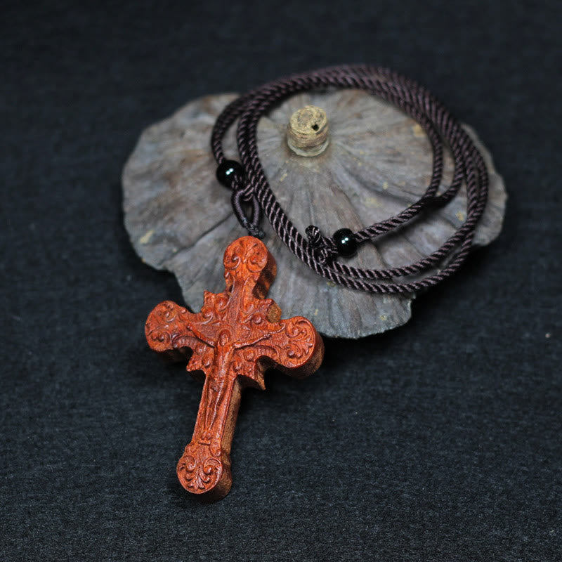 Collier avec pendentif en bois de rose, motif volutes, protection sacrée, style classique