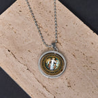 Collar con colgante giratorio con icono de Jesús, San Benito y la Virgen María, estilo retro