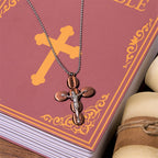 Collier pendentif amulette religieuse croix simple