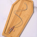 Collier pendentif amulette religieuse croix simple