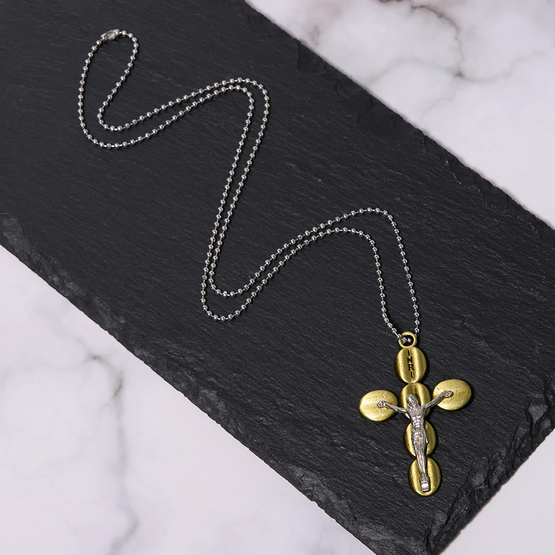 Collier pendentif amulette religieuse croix simple