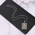 Collier Pendentif Médaille Saint Jésus et Marie Madone à l'Enfant Style Classique