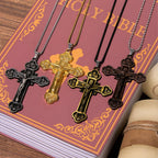 Collier avec Pendentif Crucifix en Alliage Artisanat Multicolore Style Classique