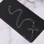 Collier avec Pendentif Crucifix en Alliage Artisanat Multicolore Style Classique