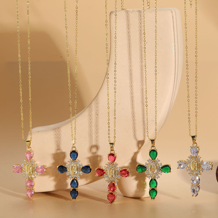 Collier pendentif zircon croix Notre-Dame de Guadalupe style moderne