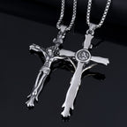 Crucifix classique style INRI avec Jésus, collier de foi sacrée