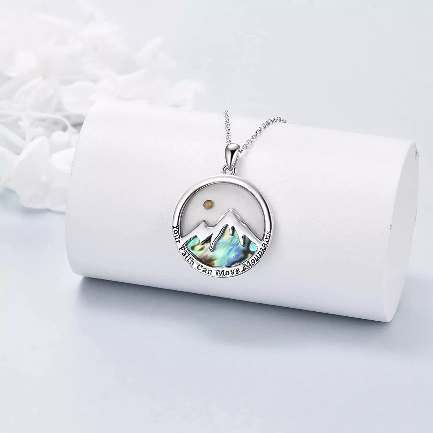 Collier pendentif classique "La foi de la taille d'un grain de moutarde déplace les montagnes"