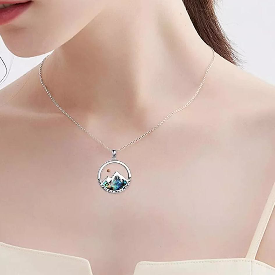 Collier pendentif classique "La foi de la taille d'un grain de moutarde déplace les montagnes"