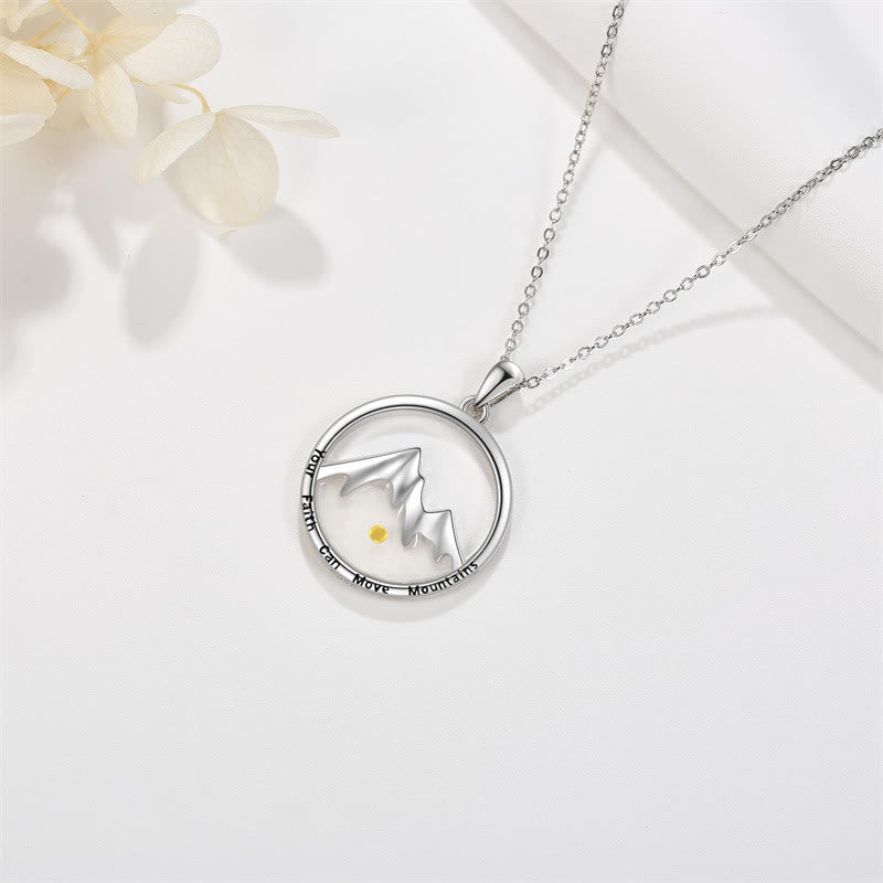 Collier pendentif Montagne de foi en graines de moutarde de style moderne